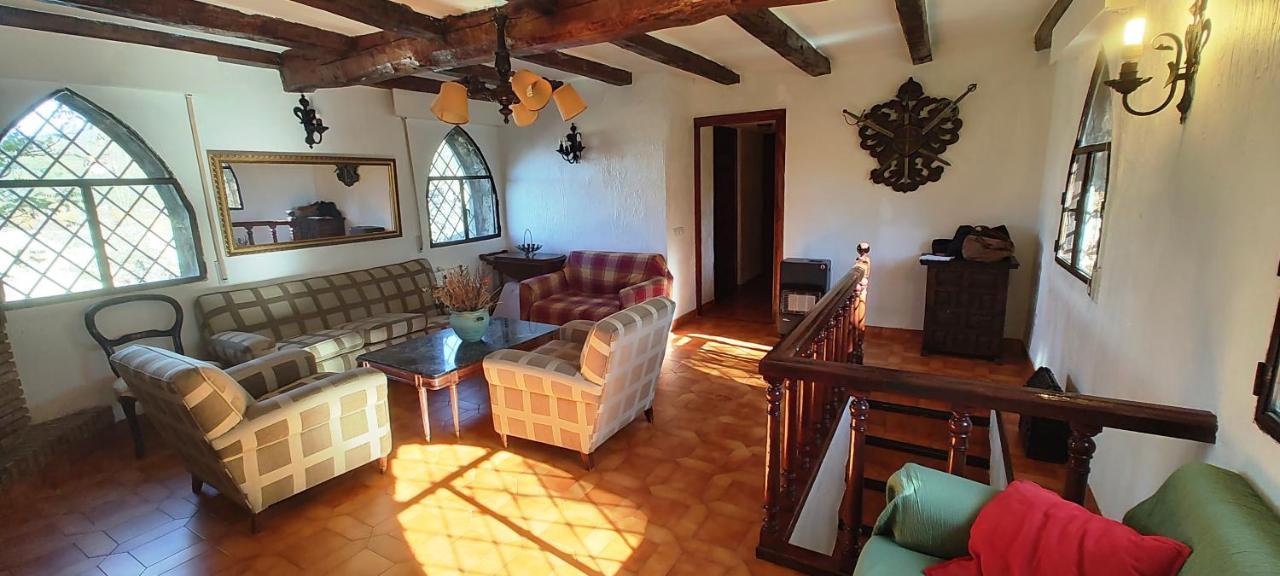 Maison d'hôtes Isla Del Burguillo à Ávila Extérieur photo